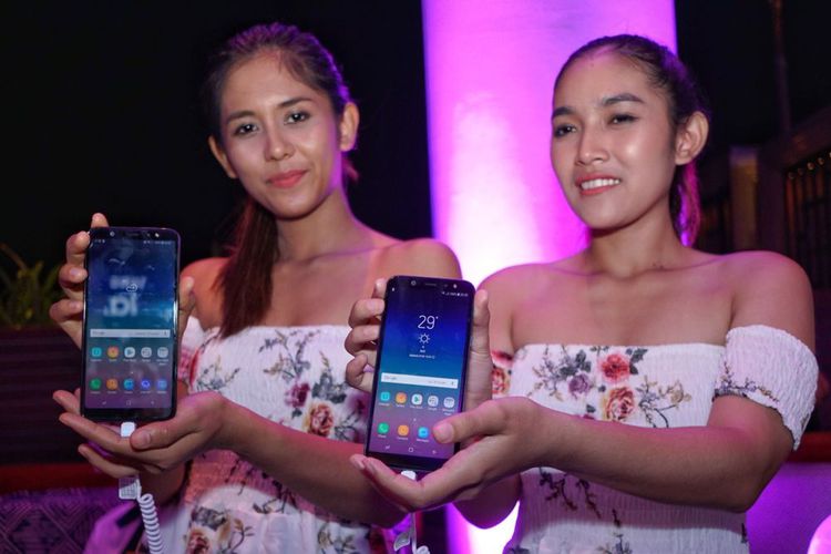 Perbedaan Samsung Galaxy A6 dan Galaxy J7 Duo